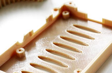 ULTEM & PEEK：高性能 3D 打印材料的终极指南