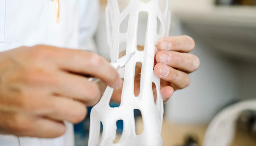 大家是否了解3D打印技术填充与外周边线之间存在间隙怎么解决？
